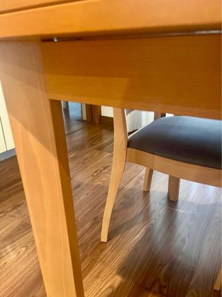 Conjunto Comedor 4 Sillas y Mesa Cristal