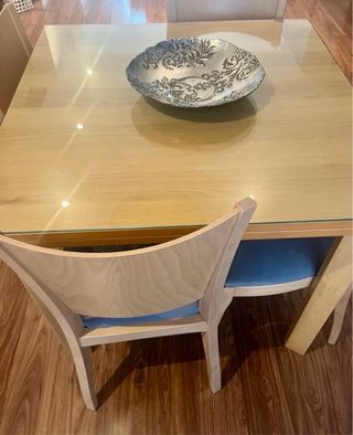 Conjunto Comedor 4 Sillas y Mesa Cristal