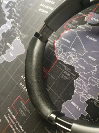 JBL TOUR ONE M2 Auriculares Negro