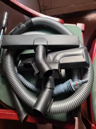 Aspirador Rowenta RO2932EA sin bolsa 750W