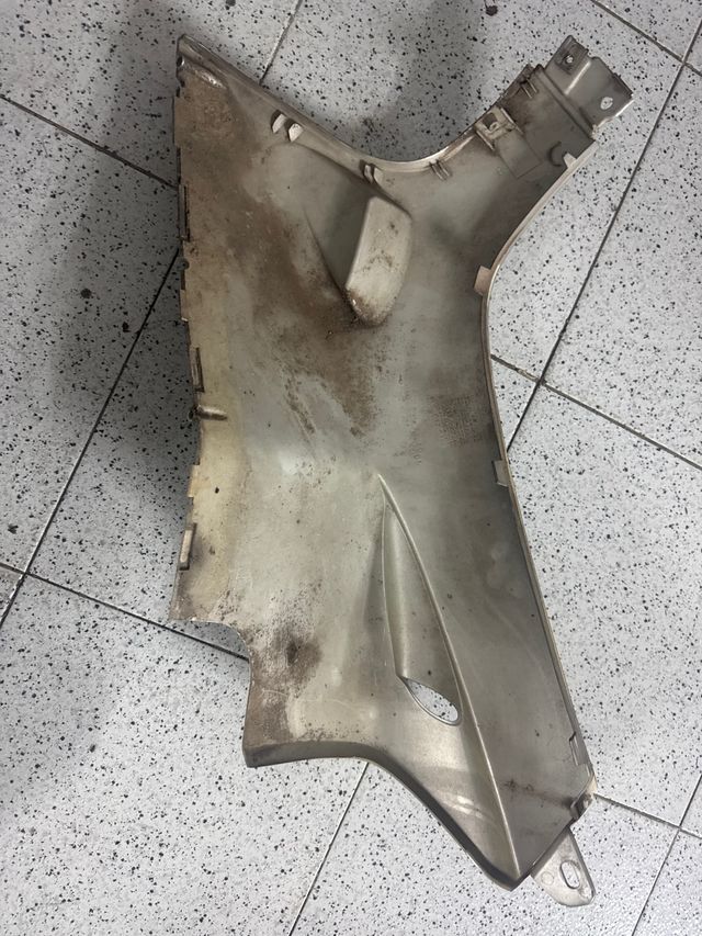 Quilla Derecha Peugeot Speedfight 2 49cc