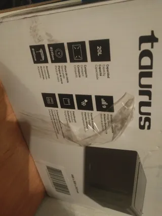 Microondas Taurus Compacto + Grill