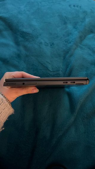 Tablet Lenovo con Teclado Negro