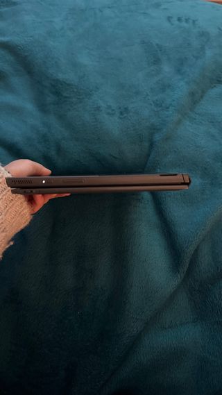 Tablet Lenovo con Teclado Negro