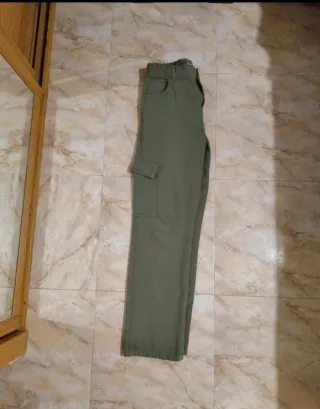 Pantalón cargo verde