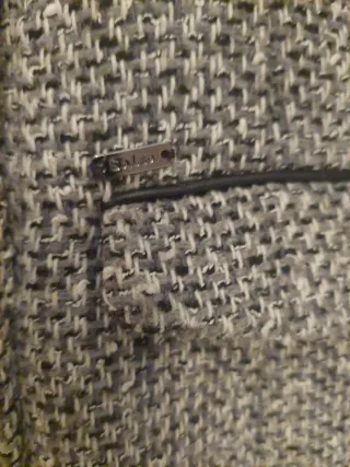 Abrigo Salsa Negro y Gris