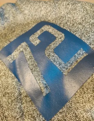 Felpa uomo con zip e cappuccio