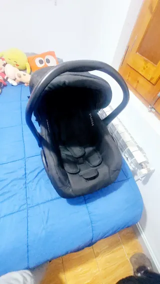 Silla de coche para bebé negra