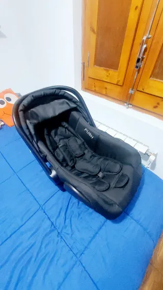 Silla de coche para bebé negra