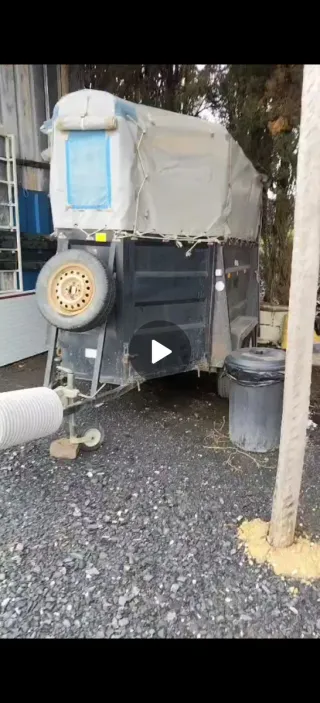 Se vende van matrícula roja
