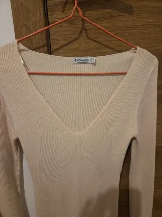 Vestido ajustado beige manga larga