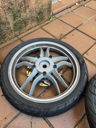 Llanta trasera Sym Symphony