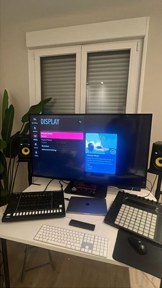 LG 49SM5KE-B Pantalla Profesional Digital Signage