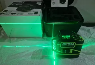 Nivel Láser Metrica 3D Action Verde Professional