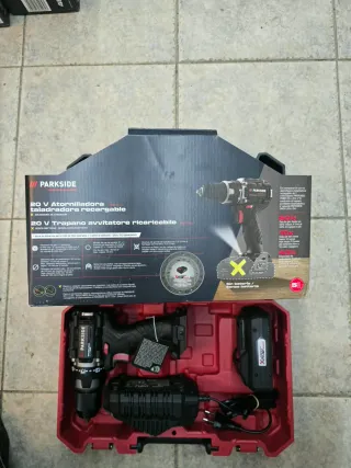 Taladro Atornillador Parkside + batería y Cargador