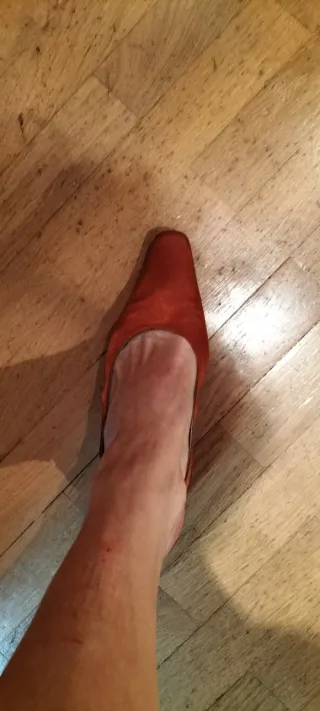 Zapatos y cartera de fiesta color caldero