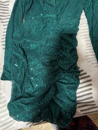 Vestido lentejuelas verde manga larga