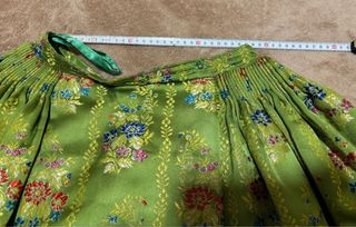 Traje Huertana Verde Flores