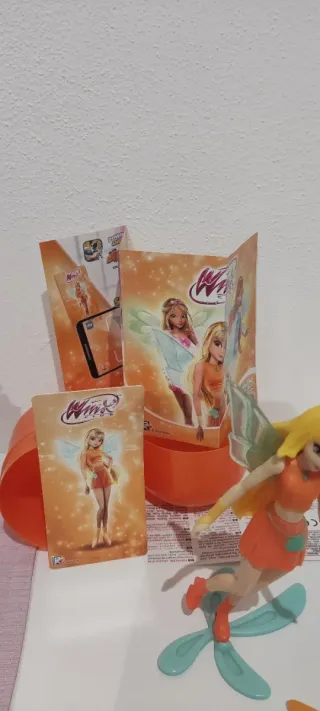 2 Personaggi Winx Club Kinder Sorpresa