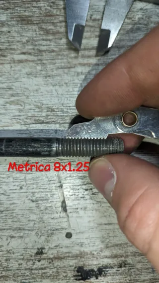 Tornillos para maleta