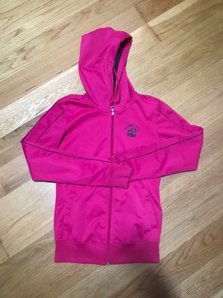 Conjunto deportivo Nike rosa y negro