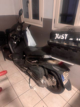 Ciclomotor 125cc model2014 Itv 2027 apto