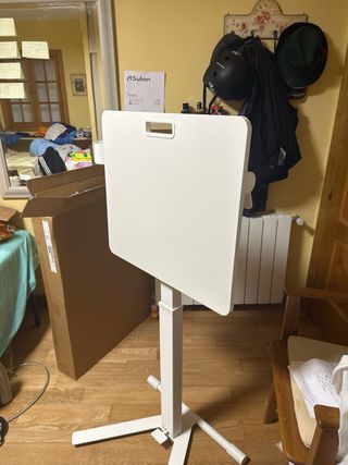 Mesa IKEA ajustable para trabajo