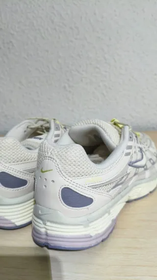 Nike P6000 Premium Talla 40