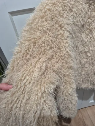 Chaqueta Zara pelo beige talla S, sin estrenar