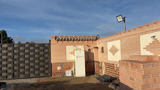 Parcela en venta, cerrada completamente