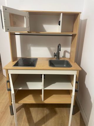 Cocina de juguete IKEA para niños