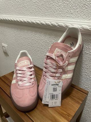 Zapatillas Adidas Spezial Rosa y Blanco