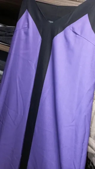 Vestido morado y negro de seda