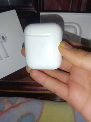 Caja AirPods Apple Blanca