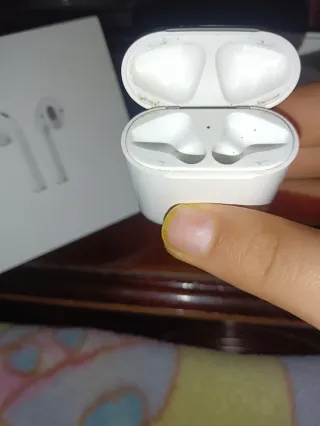 Caja AirPods Apple Blanca