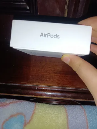 Caja AirPods Apple Blanca