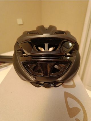 Casco giro Sintax. MIPS.