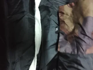 Gilet camouflage con cappuccio