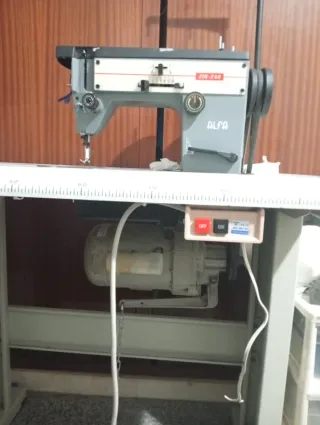 Máquina de coser industrial Alfa