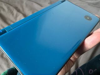 Console Nintendo DSi XL Blu con caricatore