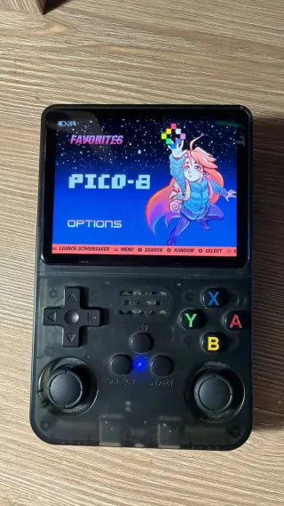 Consola R36S Negra y Multicolor