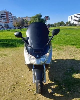 Piaggio X8 125cc Maxiscooter