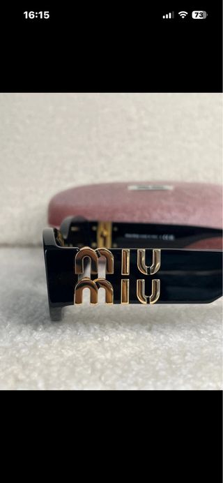 Occhiali da sole Miu Miu rosa