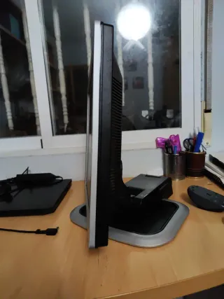 Monitor HP Compaq LA1951g Argento