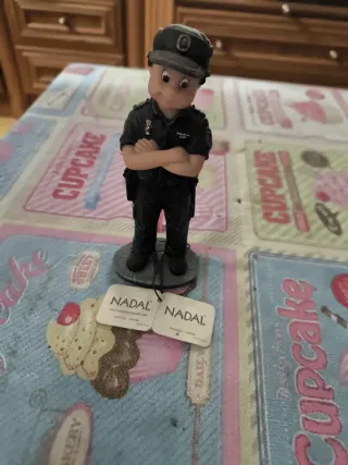 Figura Policía Nadal