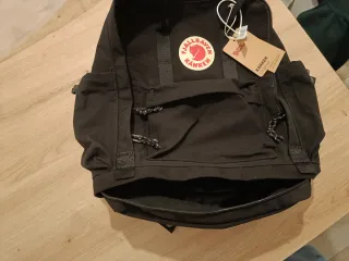 Mochila Fjallraven Kanken Outlong Original Negra