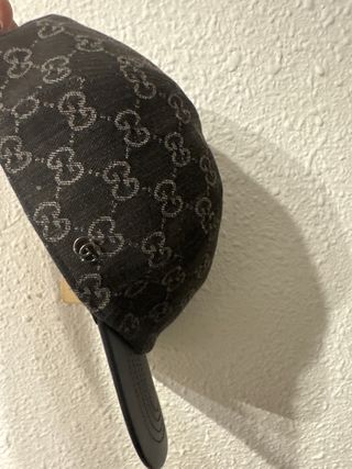 Berretto Gucci GG Nero e Grigio