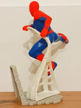 Spider-Man Marvel - Sorpresa Kinder Gran Sorpresa