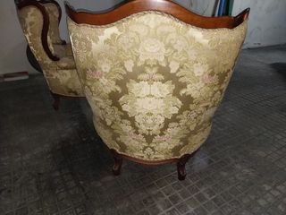 2 Sillones Clásicos Beige y Marrón