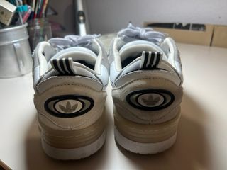 Zapatillas Adidas ADI2000 Gris y Blanco